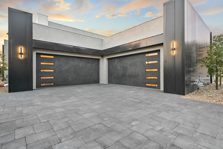 Garage Doors at TNAH 2023